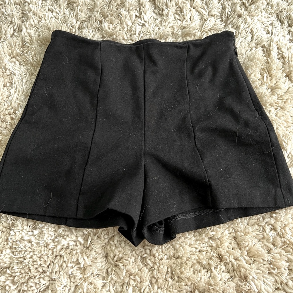 Black High Waisted Stretchy Shorts